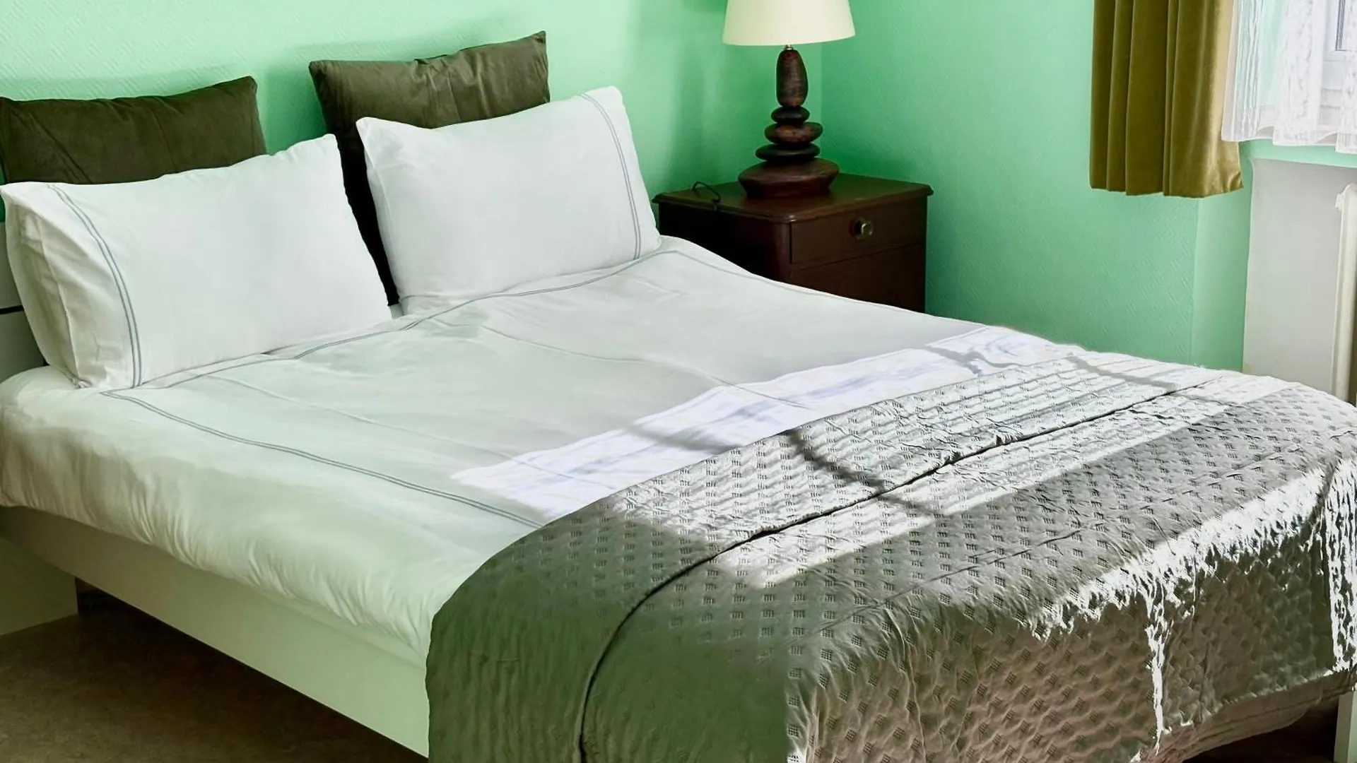 City Centre Stylish One Bedroom Apartment Luxembourg